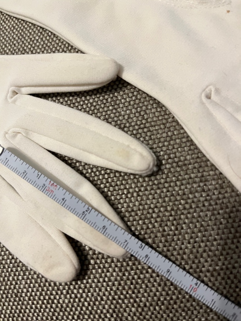 White Opera Gloves with Button Detail - Vintage - Picture 7 of 10